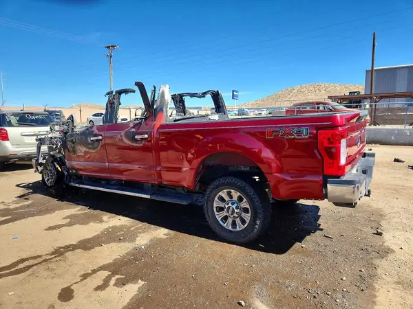 1FT7W2B66HEE82899 2017 FORD F250 - Image 2