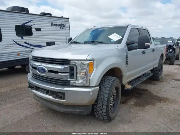 1FT7W2B66HEF12242 2017 FORD F250 - Image 2