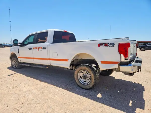 1FT7W2B66HEF13021 2017 FORD F250 - Image 2
