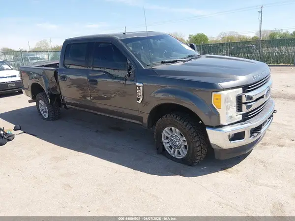 1FT7W2B66HEF15190 2017 FORD F250 - Image 1