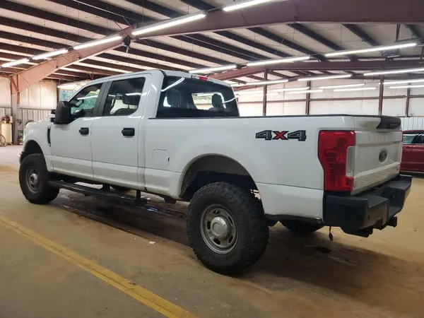 1FT7W2B66JEB72838 2018 FORD F250 - Image 2