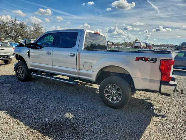 1FT7W2B66JEB94662 2018 FORD F250 - Image 2
