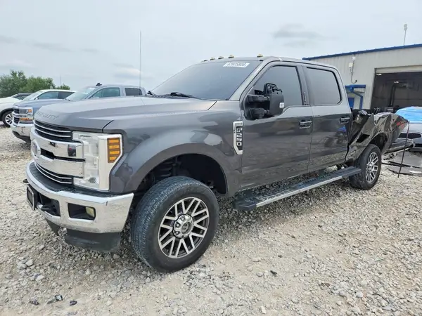1FT7W2B66JED06117 2018 FORD F250 - Image 1