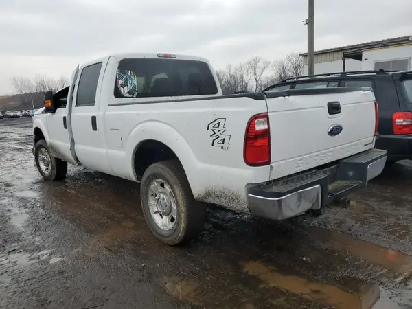 1FT7W2B67GED13943 2016 FORD F250 - Image 2