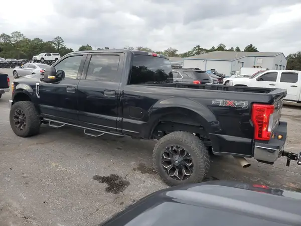 1FT7W2B67HEB48798 2017 FORD F250 - Image 2