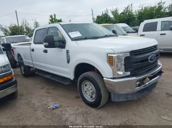 1FT7W2B67HEE94270 2017 FORD F250 - Image 1
