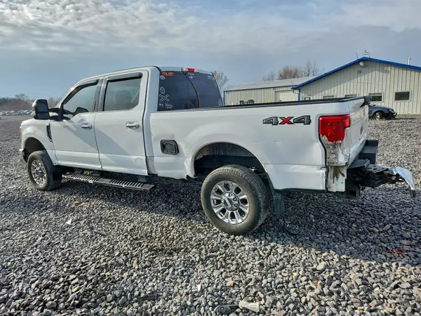 1FT7W2B67HEF44343 2017 FORD F250 - Image 2