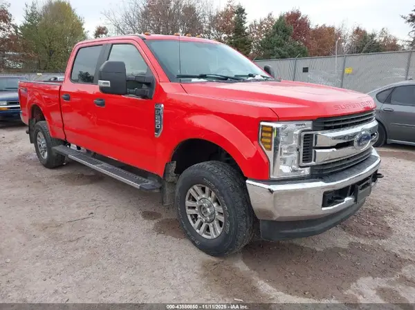 1FT7W2B67JEB68149 2018 FORD F250 - Image 1