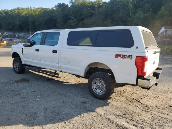 1FT7W2B67JEB73044 2018 FORD F250 - Image 2