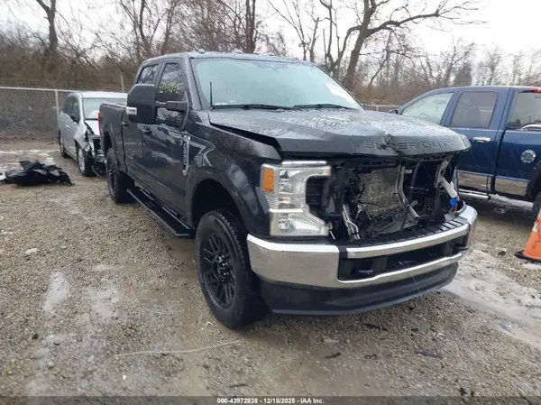 1FT7W2B67NED39116 2022 FORD F250 - Image 1