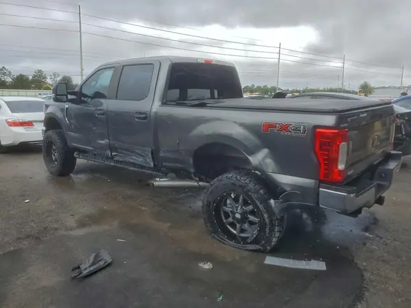 1FT7W2B68HEB16491 2017 FORD F250 - Image 2