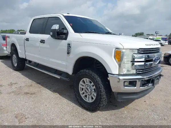 1FT7W2B68HEC85264 2017 FORD F250 - Image 1