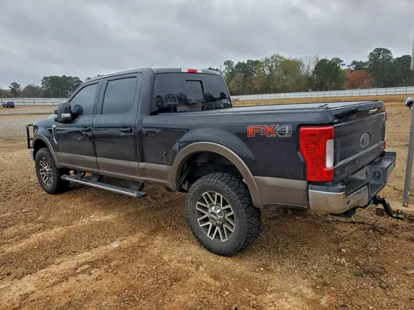 1FT7W2B68HED57564 2017 FORD F250 - Image 2