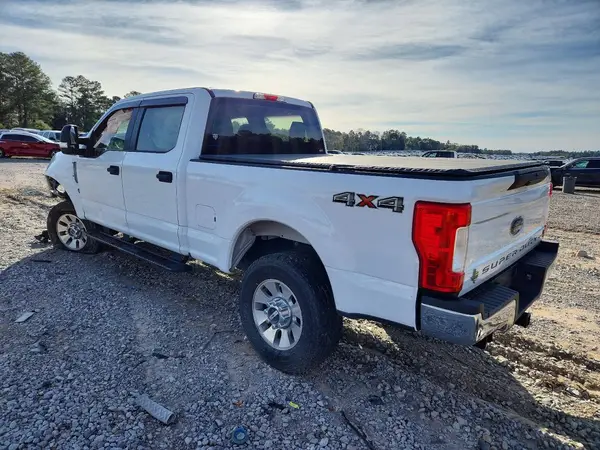 1FT7W2B68HED57662 2017 FORD F250 - Image 2