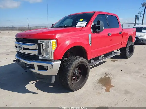 1FT7W2B68HEE01384 2017 FORD F250 - Image 2