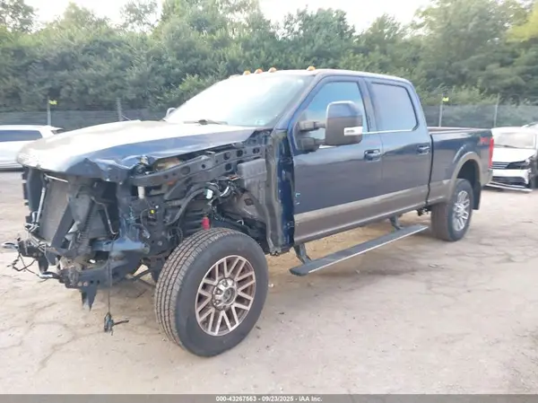 1FT7W2B68HEE40721 2017 FORD F250 - Image 2