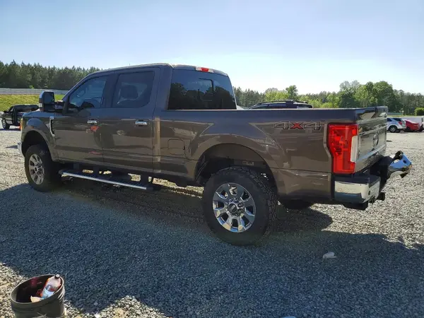1FT7W2B68HEE40976 2017 FORD F250 - Image 2