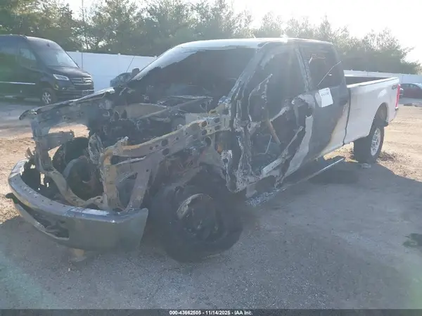 1FT7W2B68HEE82189 2017 FORD F250 - Image 2