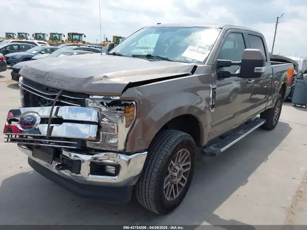 1FT7W2B68JEC56420 2018 FORD F250 - Image 2