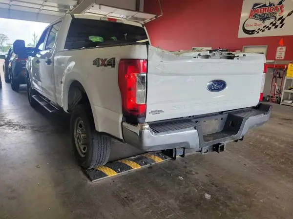 1FT7W2B68KEF37148 2019 FORD F250 - Image 1