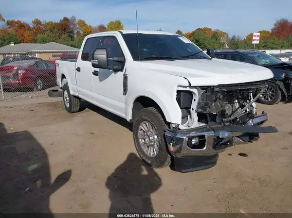 1FT7W2B68NED70813 2022 FORD F250 - Image 1