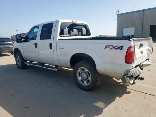 1FT7W2B69GEB23822 2016 FORD F250 - Image 2