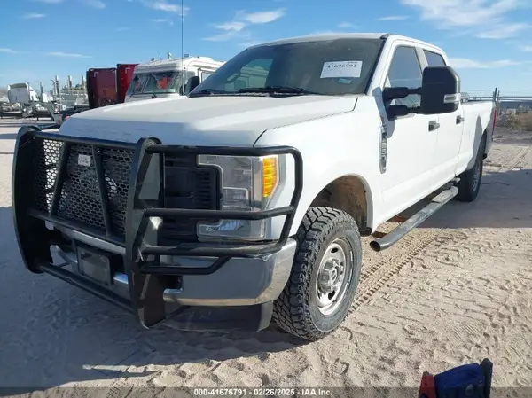 1FT7W2B69HEE55373 2017 FORD F250 - Image 2