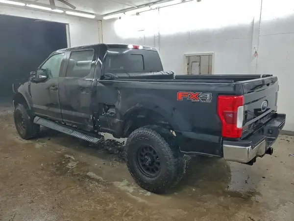1FT7W2B69HEF29066 2017 FORD F250 - Image 2