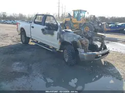 1FT7W2B69JEB83591 2018 FORD F250