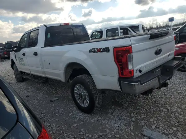 1FT7W2B69JEC75803 2018 FORD F250 - Image 2