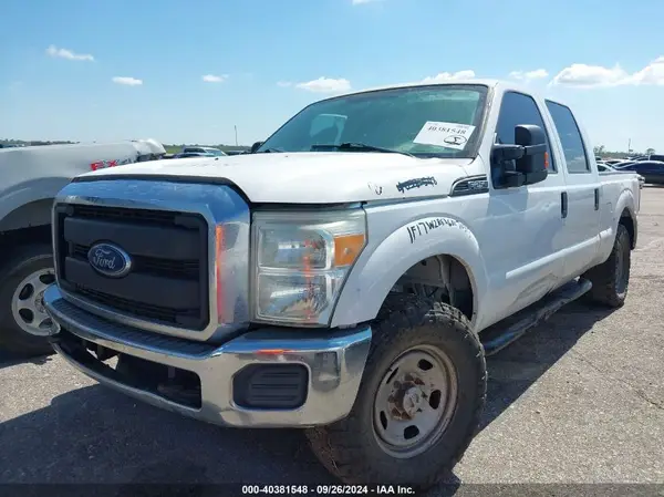 1FT7W2B6XGEC70313 2016 FORD F250 - Image 2
