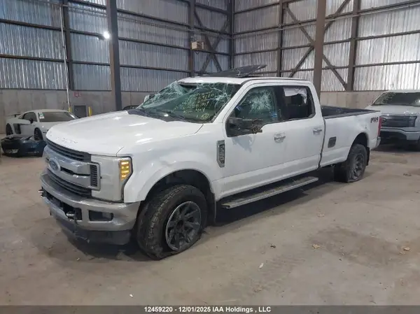 1FT7W2B6XHEB87109 2017 FORD F250 - Image 2