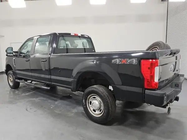 1FT7W2B6XHEC57949 2017 FORD F250 - Image 2