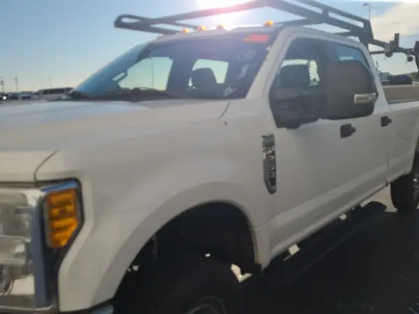 1FT7W2B6XHEC98694 2017 FORD F250 - Image 2
