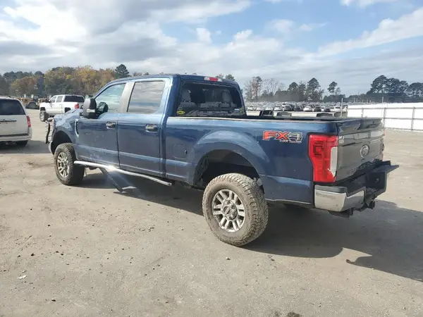 1FT7W2B6XHEF42523 2017 FORD F250 - Image 2