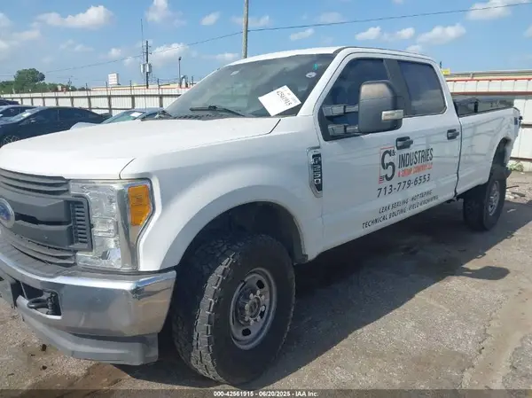 1FT7W2B6XHEF47916 2017 FORD F250 - Image 2