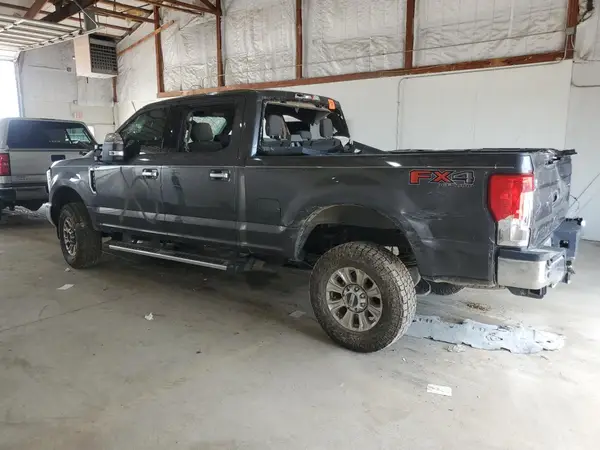 1FT7W2B6XJEB17423 2018 FORD F250 - Image 2