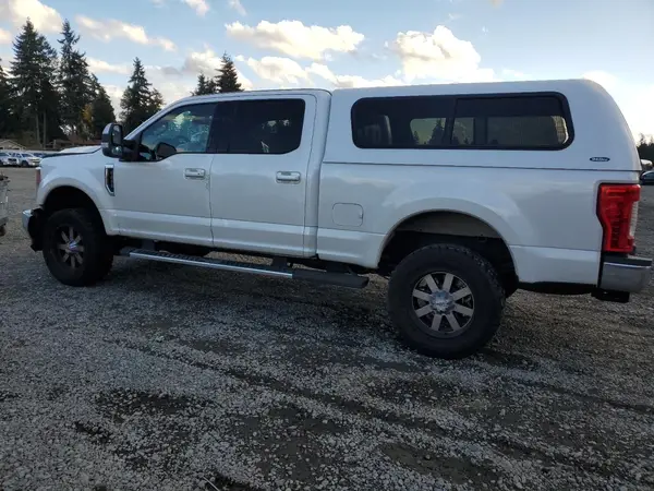 1FT7W2B6XJEB66282 2018 FORD F250 - Image 2