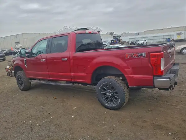 1FT7W2B6XJEC34547 2018 FORD F250 - Image 2