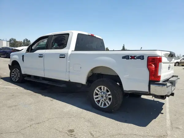 1FT7W2B6XKEC10623 2019 FORD F250 - Image 2