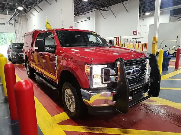 1FT7W2B6XKED40210 2019 FORD F250 - Image 2