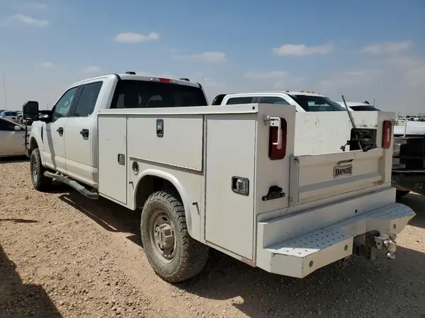 1FT7W2B6XNED41877 2022 FORD F250 - Image 2
