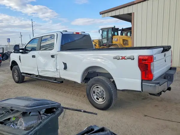 1FT7W2B6XNEF33378 2022 FORD F250 - Image 2