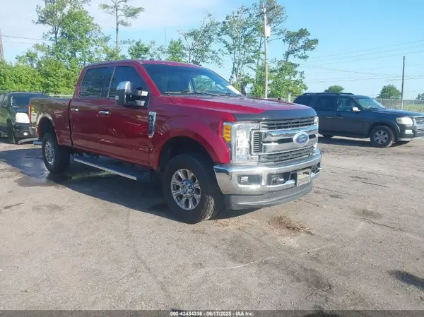 1FT7W2B87HEF29F93 2017 FORD F250 - Image 1