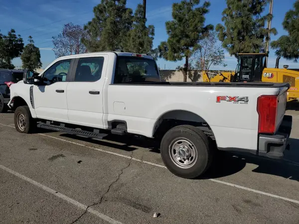 1FT7W2BA0PEE21194 2023 FORD F250 - Image 2