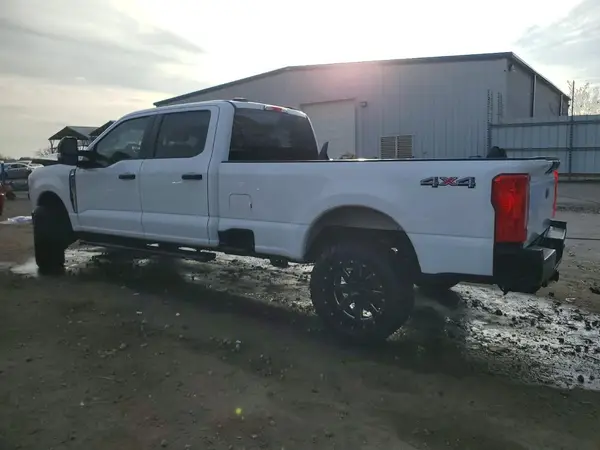 1FT7W2BA0RED48993 2024 FORD F250 - Image 2