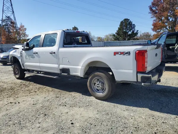 1FT7W2BA2REF90264 2024 FORD F250 - Image 2
