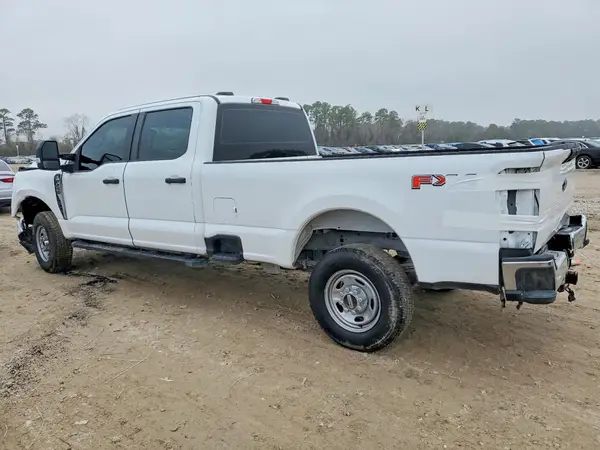 1FT7W2BA3REF88037 2024 FORD F250 - Image 2