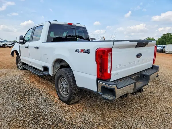 1FT7W2BA4RED38211 2024 FORD F250 - Image 2