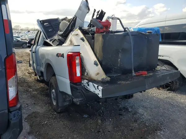 1FT7W2BA4REE57070 2024 FORD F250 - Image 2